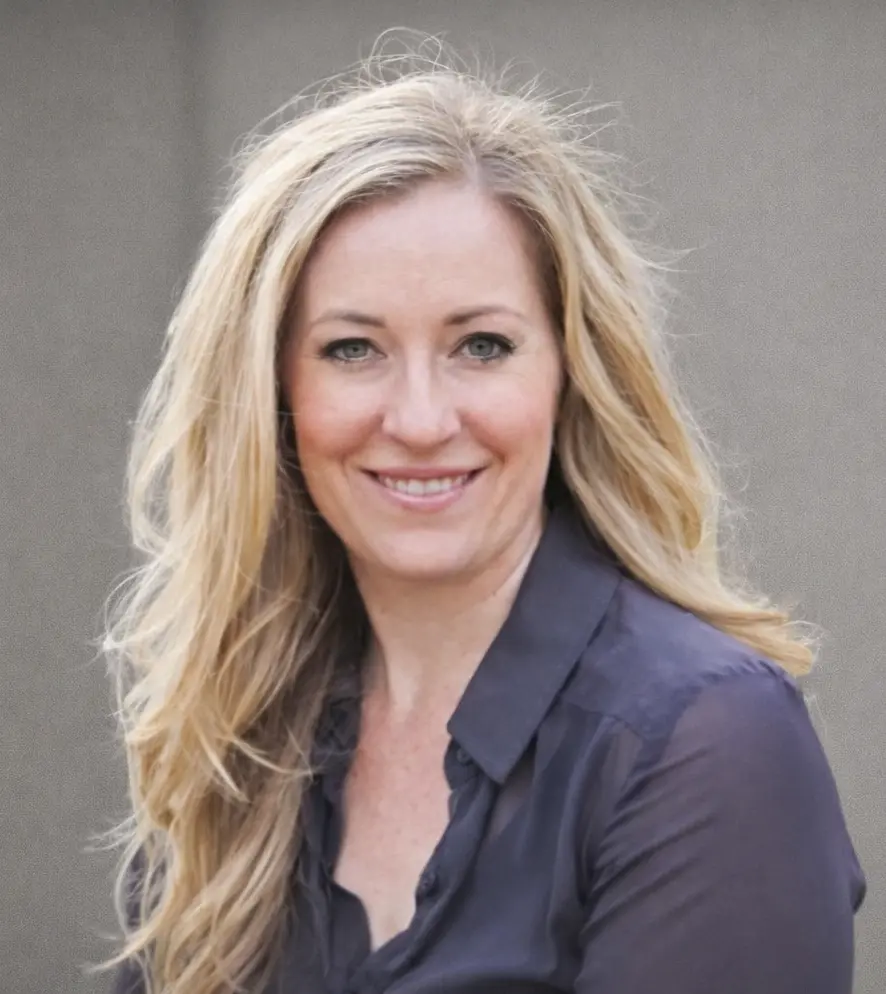 Headshot of Kristin Johnson